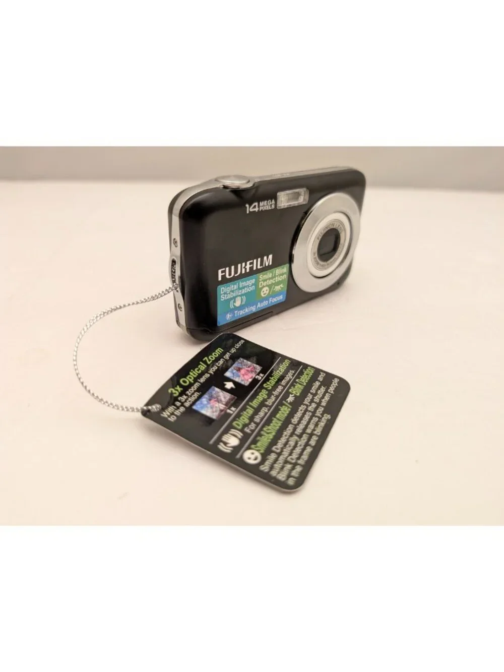 FUJIFILM Finepix JV200 14MP Digital Camera w/ Case | Black | FX-JV200B-US | USED
